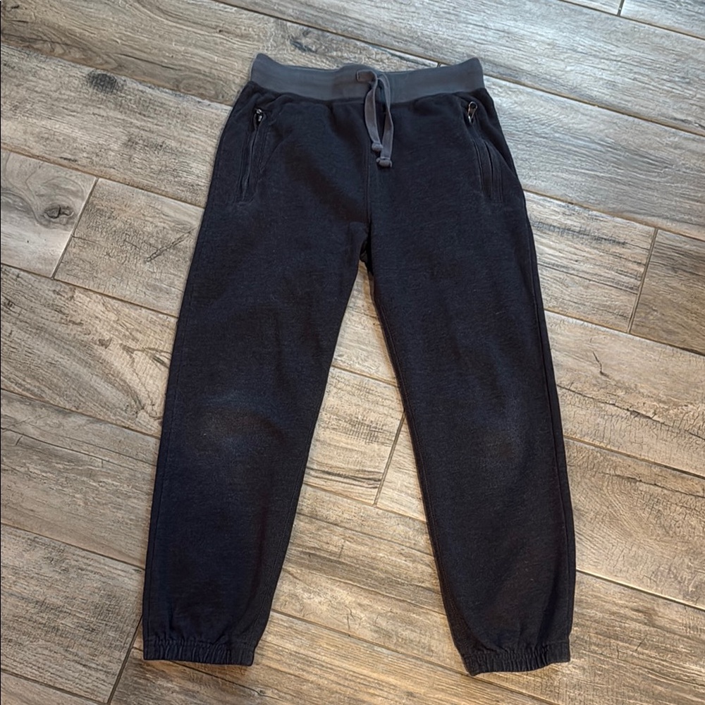 The Children’s Place grey joggers, sz M